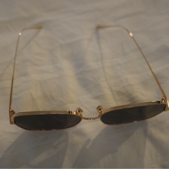 Gentle Monster Diane 02 Black and Gold Sunglasses - Picture 7 of 11